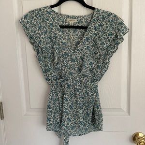 Max Studio blouse size S NWT